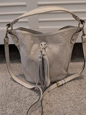 Patricia Nash Octavia Winter White Textured Leather Bucket Crossbody